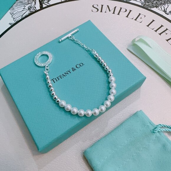 Tiffany & Co. Bracelet - Picture 1 of 6
